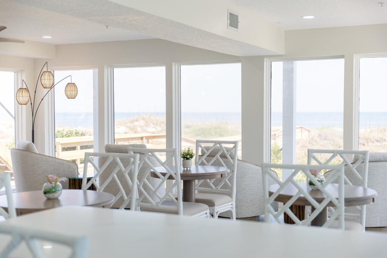 Food & Drinks, 11 North Jacksonville Beach Hotel, Duval