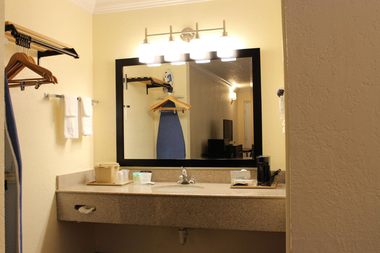 Bathroom 5