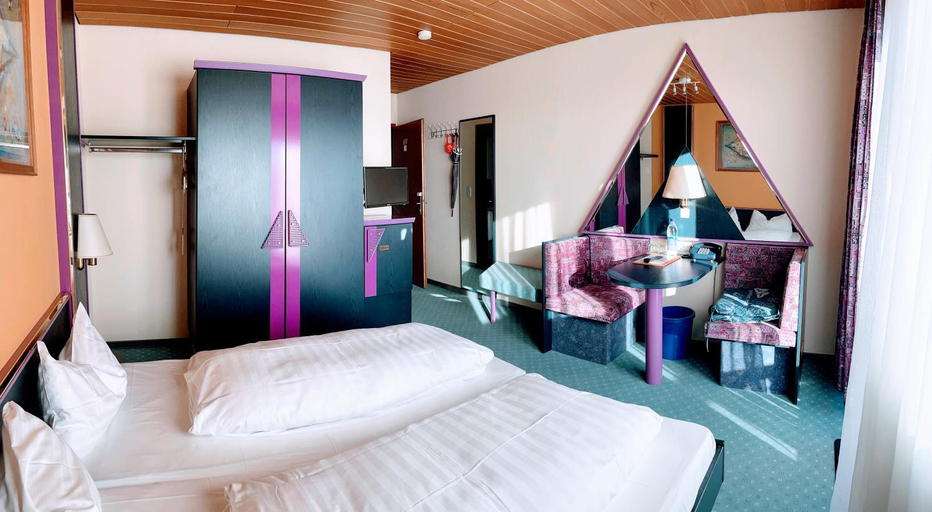 Bedroom 9