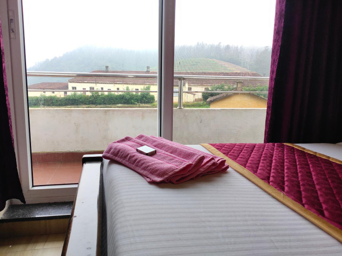 Bedroom 2, Forest Gate only family, The Nilgiris