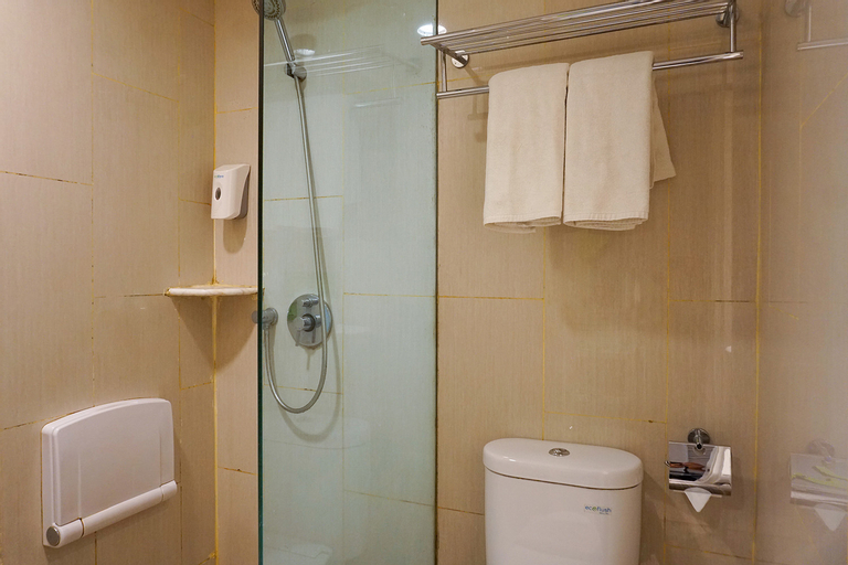 Bathroom 4