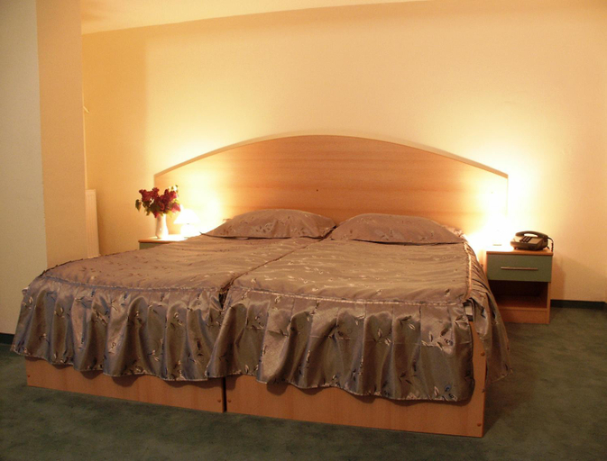 Bedroom 3, Hotel Tusnad, Baile Tusnad