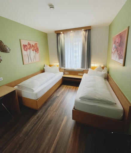 Bedroom 9