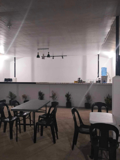 Food & Drinks, Mario's White House, El Nido