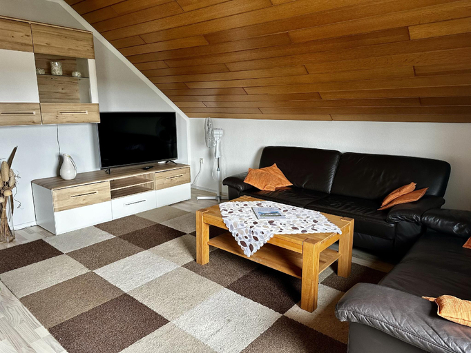Others 5, Haus Alt, Neunkirchen