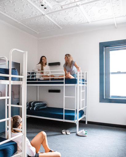 Bedroom 16