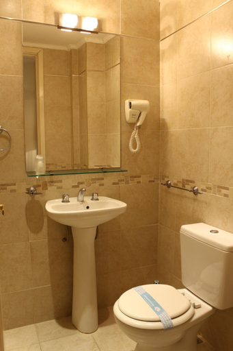 Bathroom 4, Apolo Atlantis, General Pueyrredón