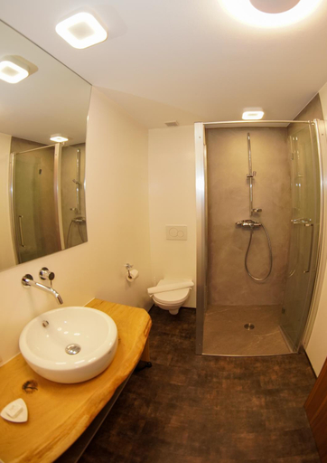 Bathroom 3, der Steinerwirt - B&B in bester Lage, Sankt Johann im Pongau