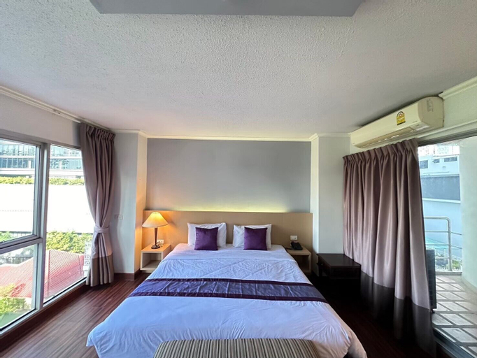 Bedroom 26