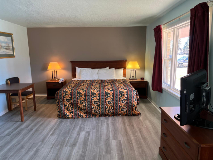 Bedroom 2, Crow's Nest, Iosco