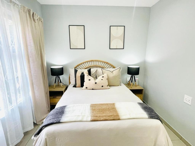 Bedroom 25