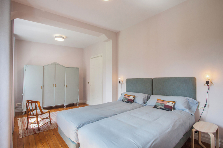 Bedroom 3, Etxelaia, Vizcaya
