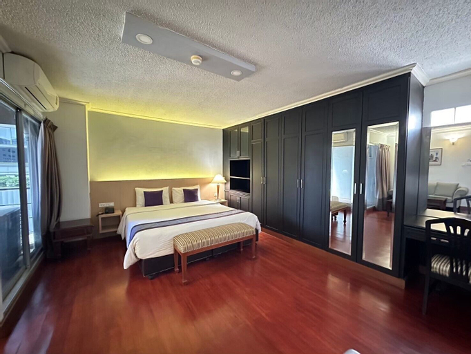 Bedroom 23