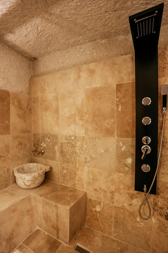 Bathroom 3, Mysterious Cave Suites, Nevşehir