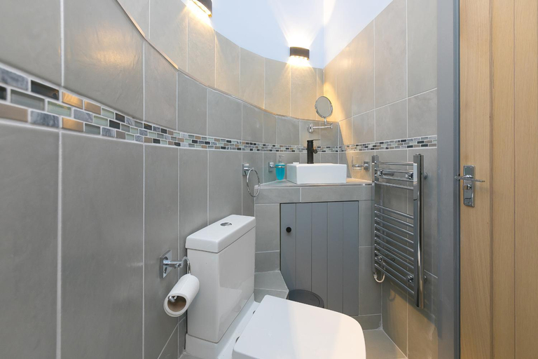 Bathroom 3, The Old Well House, Cornwall