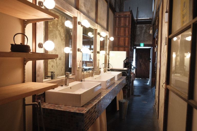 Bathroom 4, lulu - Hostel, Kyoto