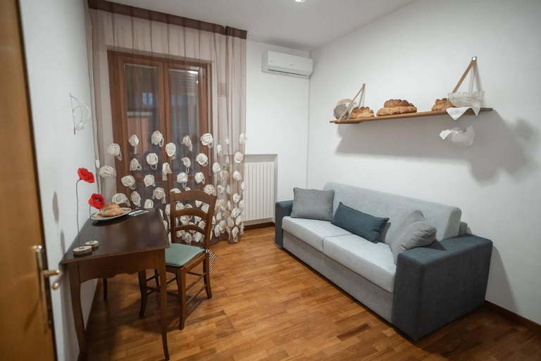 Others 5, B&B CASA GAGLIARDI, Matera