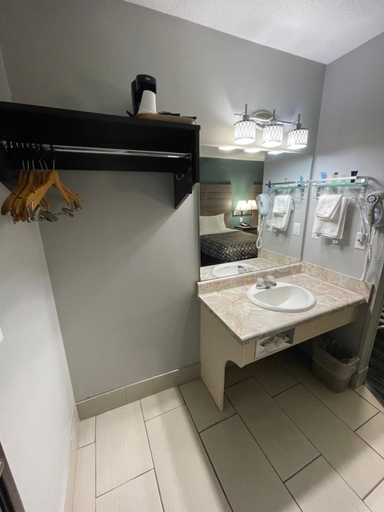 Bathroom 6