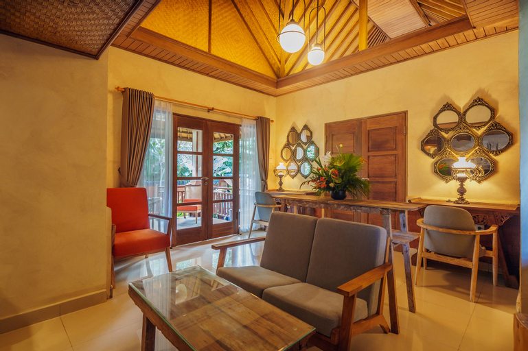 Dining Room 10