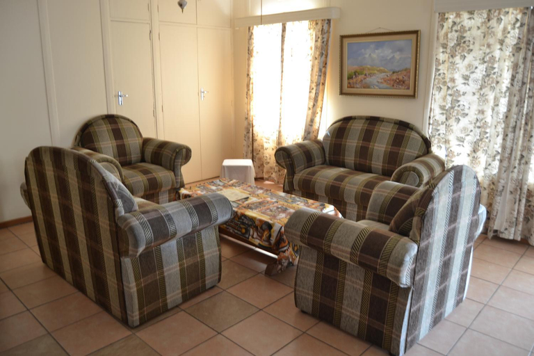 Others 5, Bets Guesthouse, Xhariep