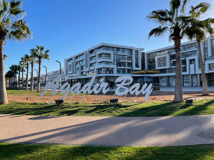 AGADIR BAY - LUXURY APARTMENT NEAR BEACH, Agadir-Ida ou Tanane
