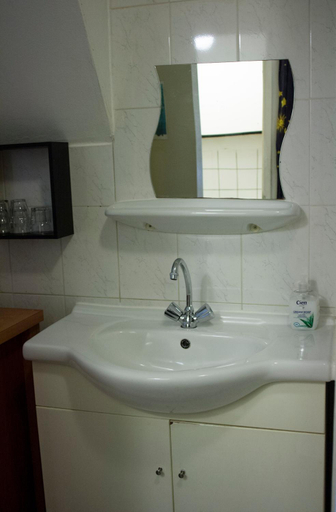 Bathroom 2, Hostel The Veteran, Amsterdam