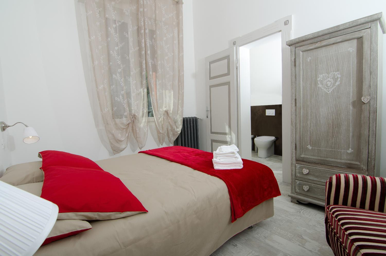 Others 5, A Casa di Lu Na, Bologna