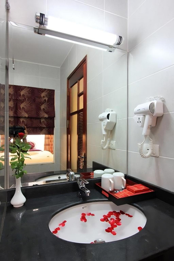 Bathroom 4, Hanoi Inner Hotel, Hoàn Kiếm