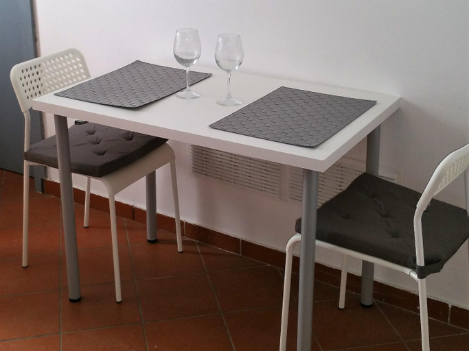 Dining Room 11