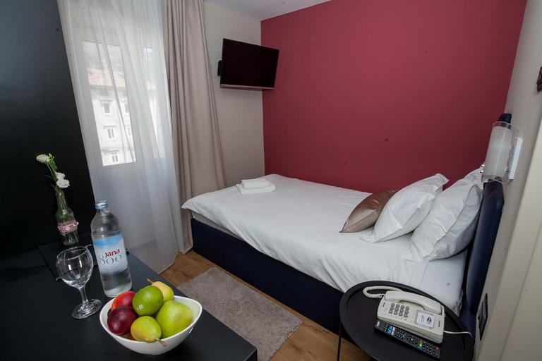 Bedroom 2, Boutique Hotel Bura 45N, Senj