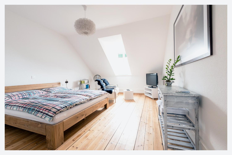 Bedroom 2, Bed & Kitchen am Tavelweg - Adults Only, Bern