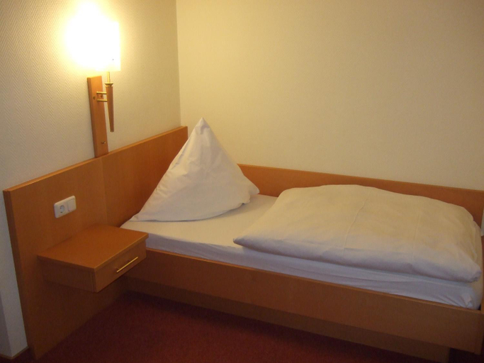 Bedroom, Hotel Rose - Gratis Parken, Osnabrück