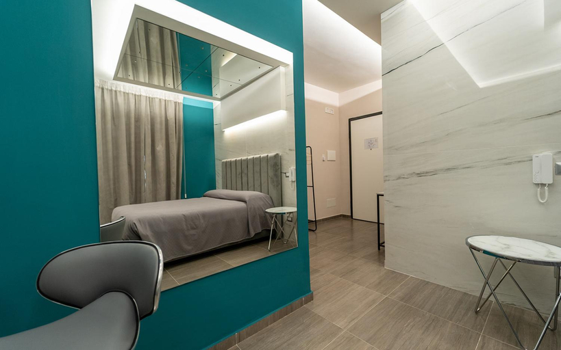 Bedroom 2, Intimity Luxury Rooms, Napoli