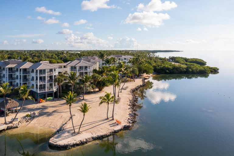 Pelican Cove Resort & Marina, Monroe