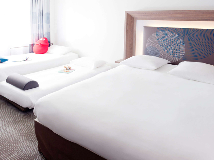 Bedroom 8