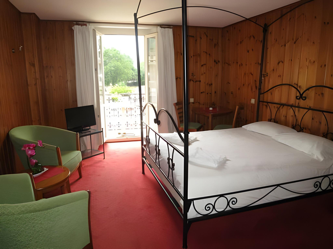 Bedroom 2, Hotel Le Chamonix, Haute-Savoie