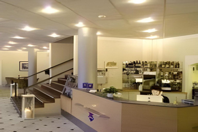 Others 5, Cabinn Esbjerg, Esbjerg