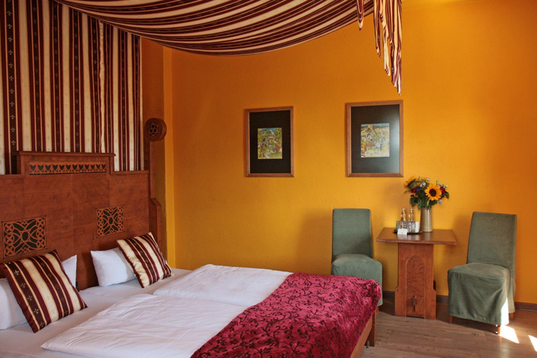 Bedroom 4, Burghotel Stargard, Mecklenburgische Seenplatte
