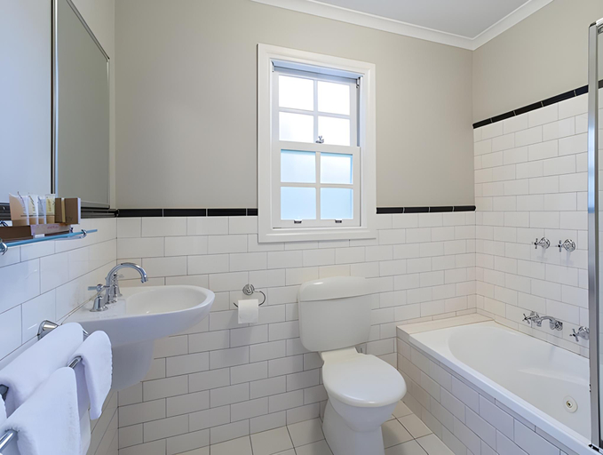 Bathroom 3, Oscar’s On The Yarra, Yarra Ranges - Central