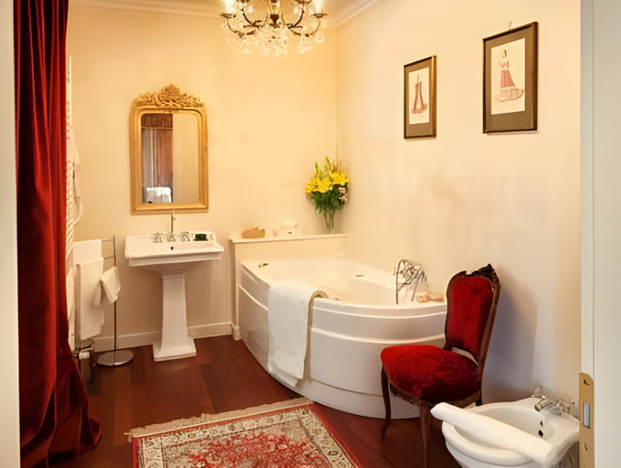 Bedroom 3, Duchessa Margherita Chateau & Hotel, Cuneo