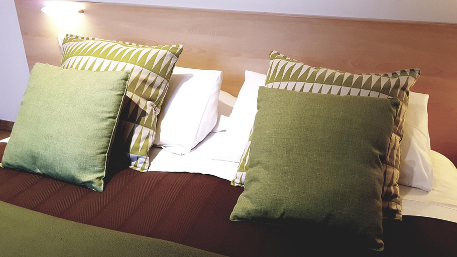 Bedroom 12