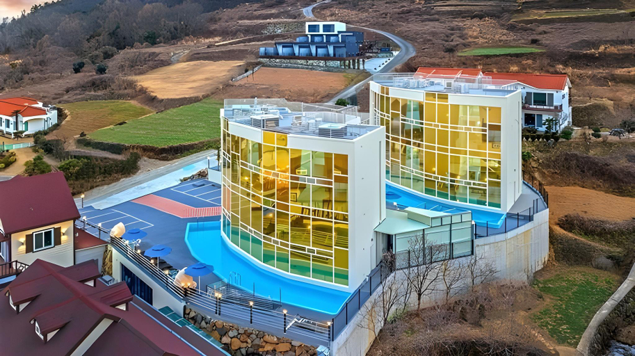 Others 3, Harbor Resort, Namhae