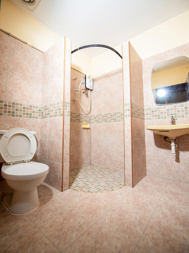 Bathroom 4