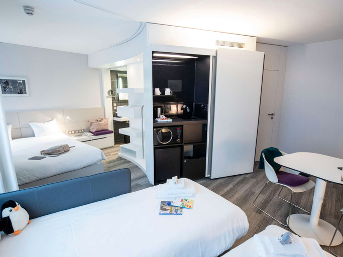 Bedroom 23