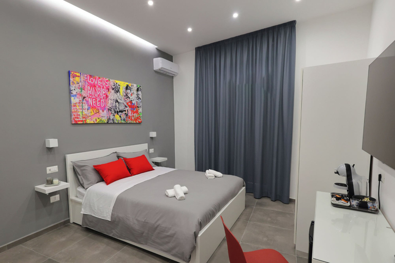 Bedroom 3, Napolitan Pop House, Napoli
