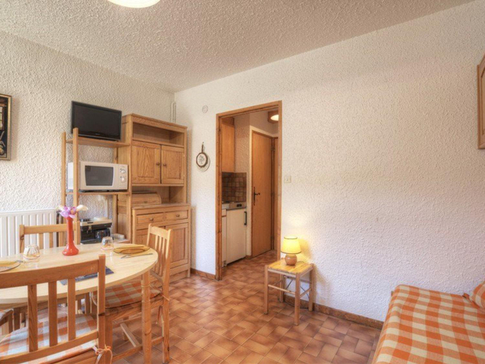 Others 5, Charmant studio tout equipe pour 2 pers, Serre-Chevalier, parking et casier a ski inclus - FR-1-330E, Hautes-Alpes