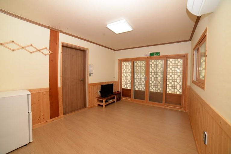 3, Hampyeong Dasongheon Hanok Pension, Hampyeong