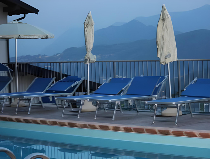 Sport & Beauty 5, Hotel Stampa 1968, Varese