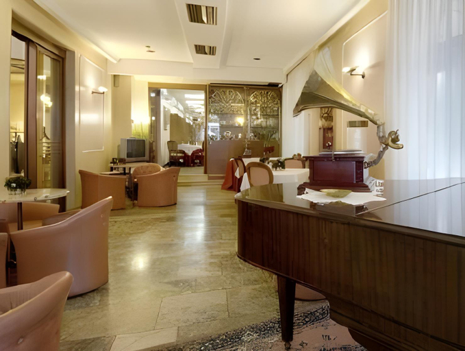 Public Area 4, Hotel Vienna Ostenda, Rimini