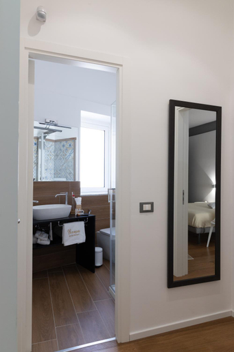 Bathroom 3, Peonia Boutique Apartments, Palermo
